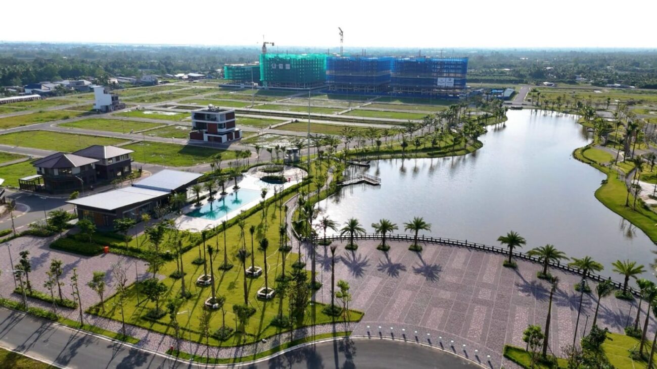 Nam Long II Central Lake